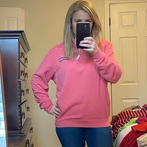 Vineyard vines pullover. Color as shown in pictures. Close to salmon